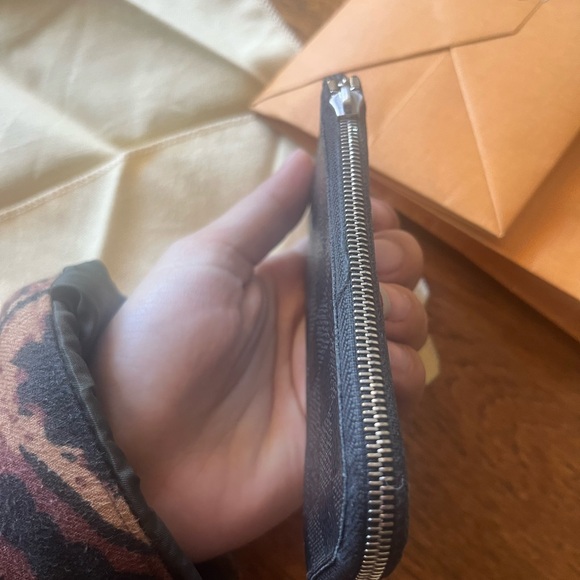 Louis Vuitton Darmier Black key coin pouch - Picture 2 of 15